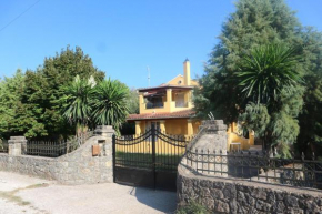 Nikola's House by CorfuEscapes, Corfu'